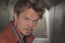 Фото №2 Джон Ли