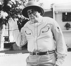 Фото №2 Джулия Суини