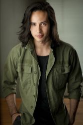 Фото №1 Тони Жиру