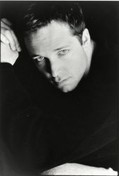 Фото №2 Джордж Ньюберн