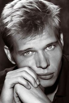 Дэниэл Хорват