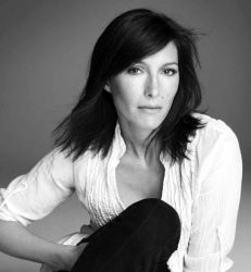 Фото №2 Клаудия Карван