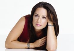 Фото №1 Холли Мари Комбс