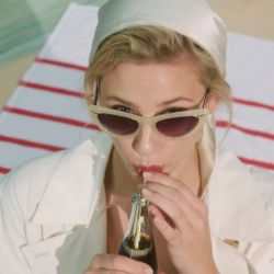 Фото №2 Лили Рейнхарт