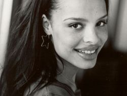 Фото №2 Антоник Смит