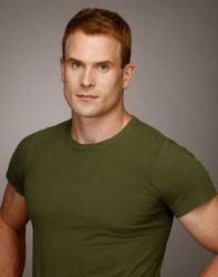 Фото №1 Гэбриел Хоган