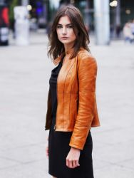 Фото №2 Nadine Dubois