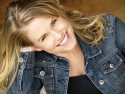 Фото №2 Келли Коллинз Линтц