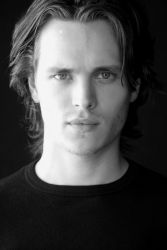 Фото №2 Джонатан Джексон