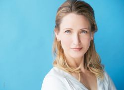 Фото №2 Мишель Нолден