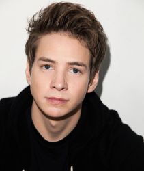 Фото №1 Джастин Кастор