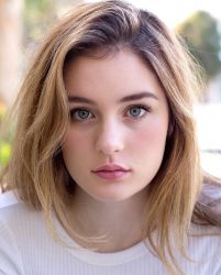 Фото №1 Грэйс Виктория Кокс