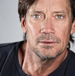 Фото №1 Кевин Сорбо