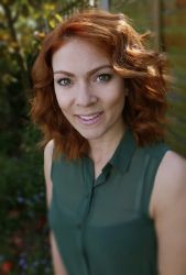 Фото №2 Анджела Холмс