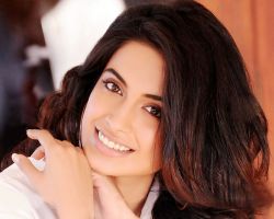 Фото №2 Сара-Джейн Диас