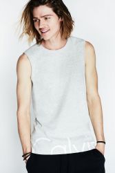 Фото №2 Уилл Пельтц