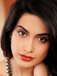 Фото №1 Сара-Джейн Диас