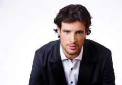 Фото №1 Чарли Каррик