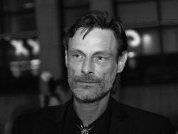 Фото №1 Мика Мец