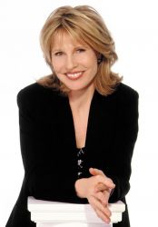 Фото №1 Донна Хэновер