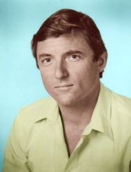 Фото №2 Джеймс Уитмор мл.