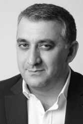 Фото №1 Мкртыч Арзуманян