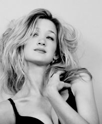 Фото №1 Кэти Уолдер