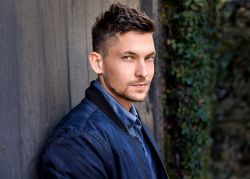 Фото №1 Кайл Мак