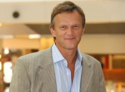 Фото №1 Цезары Пазура