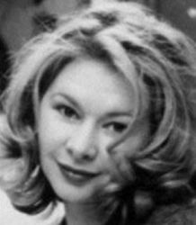 Фото №1 Келли Уэймайр