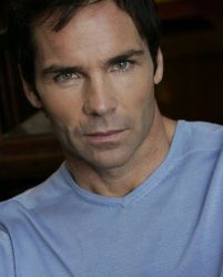 Фото №1 Джей Пикетт