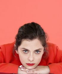 Фото №2 Рэйчел Блум