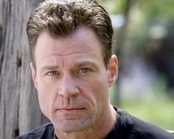 Фото №1 Кевин Уиггинс