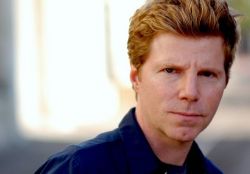 Фото №1 Джеймс С. Виктор