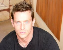 Фото №1 Леви Крейс