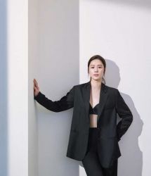 Фото №2 Ким Хён-джу