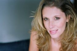 Фото №1 Линдси Стоддарт