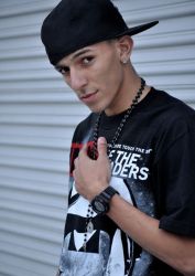 Фото №1 Хлео Томас