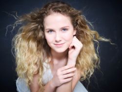 Фото №2 Даниа Де Вилье