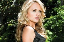 Фото №1 Мэдисон Райли