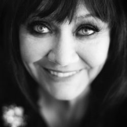 Фото №1 Лариса Лужина