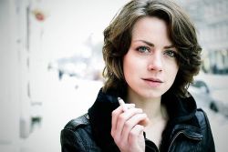 Фото №2 Алиса Двиер