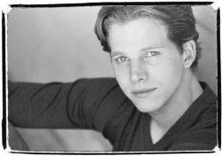 Фото №1 Старк Сэндс