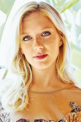 Фото №2 Кэбби Бордерс