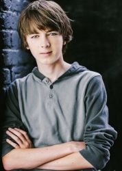 Фото №2 Райан Грэнтхем