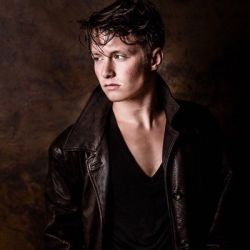 Фото №2 Йелле Флоризон