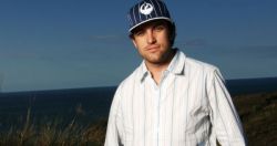 Фото №2 Т.Дж. Лавин