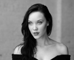 Фото №1 Лейси Дж Мейли