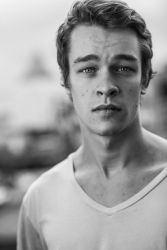 Фото №1 Томас Эльмс