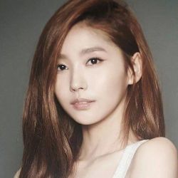 Фото №2 Юён